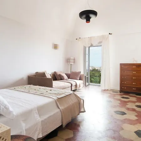 Dimora Cumma Mari Bed & Breakfast