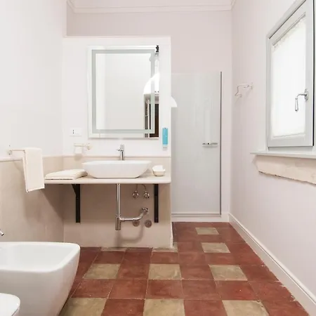 Dimora Cumma Mari Bed & Breakfast 4*