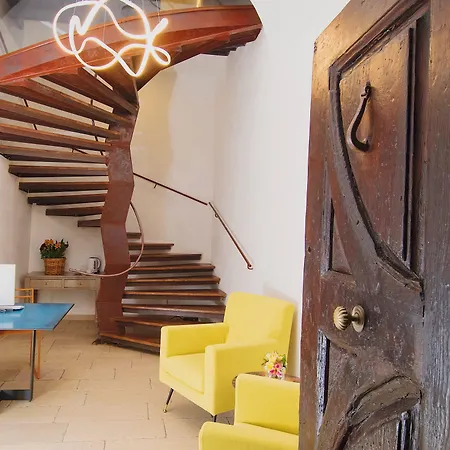 Dimora Cumma Mari Bed & Breakfast