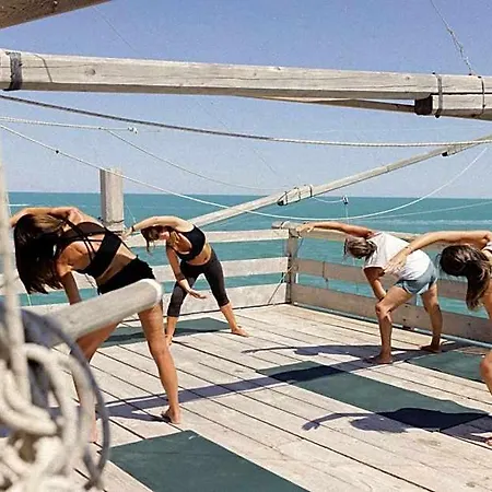 Dimora Cumma Mari فندق مبيت وإفطار 4*